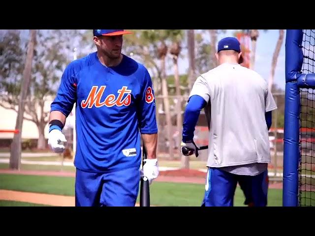 WATCH: Tim Tebow takes the field at New York Mets spring training