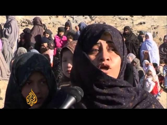 Pakistan Shias bury bombing victims in Quetta