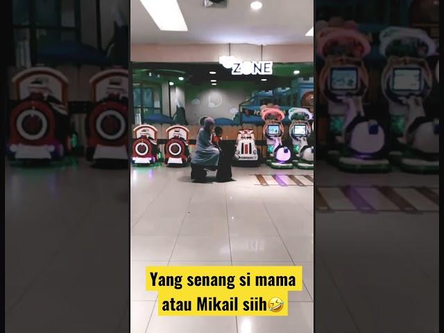 Mikail Naik beruang #mikail #fypシ #shorts #shortvideo