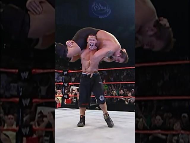 John Cena lifts 500 pounds with EASE 