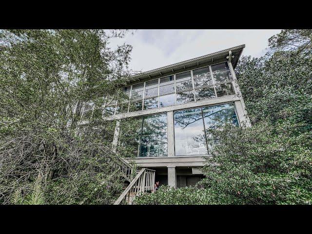 Coca-Cola Vice President's ABANDONED Glass Mansion in the Woods | EVERYTHING Left Inside