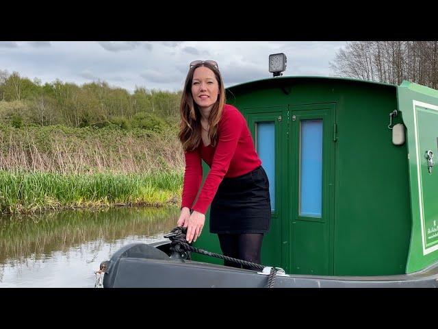 How I moor my narrowboat as a solo boater