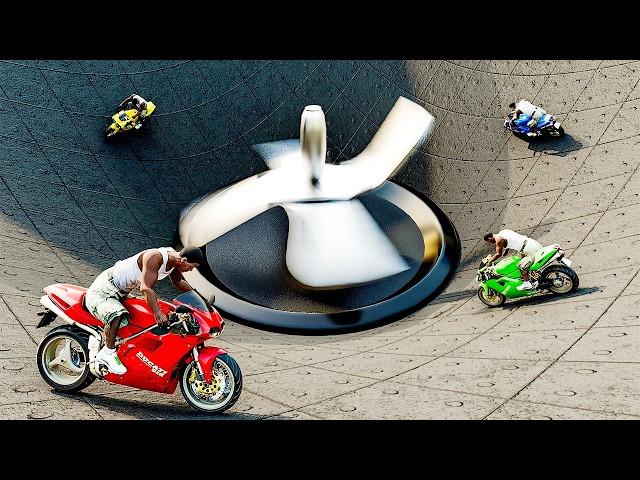 Bikes vs Well of Death in GTA 5