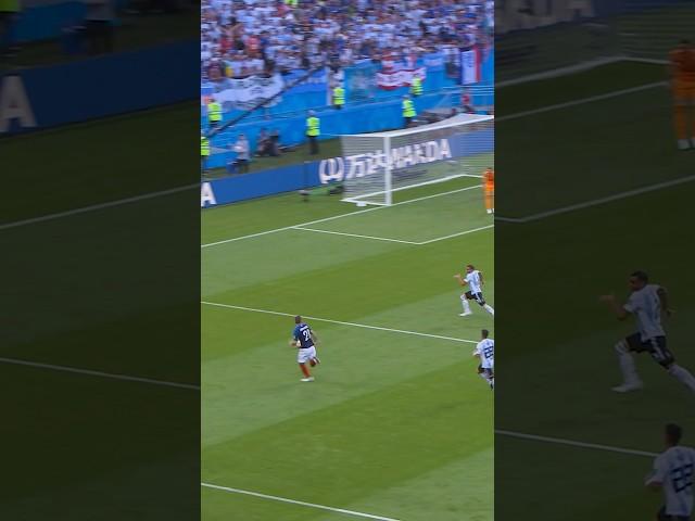 Pavard unleashes a rocket! France vs Argentina