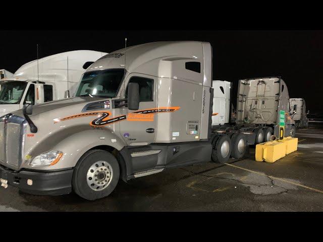 Schneider 2017 Kenworth T680 Truck Tour