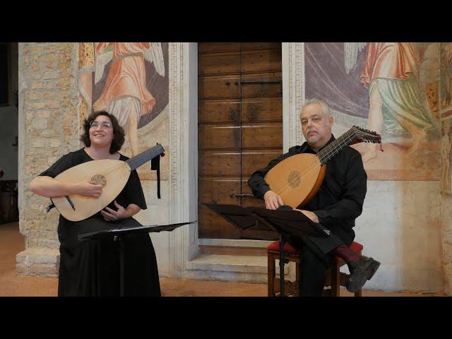 Evangelina Mascardi plays Dowland & contemporaries on the Renaissance Lute with Frédéric Zigante