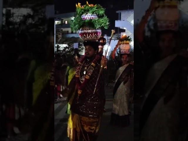 Yadhagirigutta bonam#Raigir Tharun seamy# trending # subscribe #ytshorts