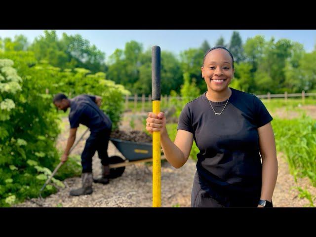 Bringing the Garden Back Into Order! | Building a Homestead on Faith!