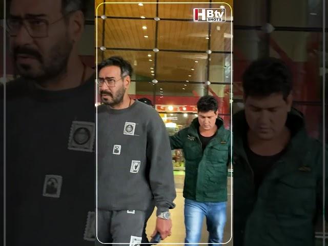 AJAY DEVGN SPOTTED AT AIRPORT ARRIVAL #ajaydevgan #ajaydevgn #actor #bollywood
