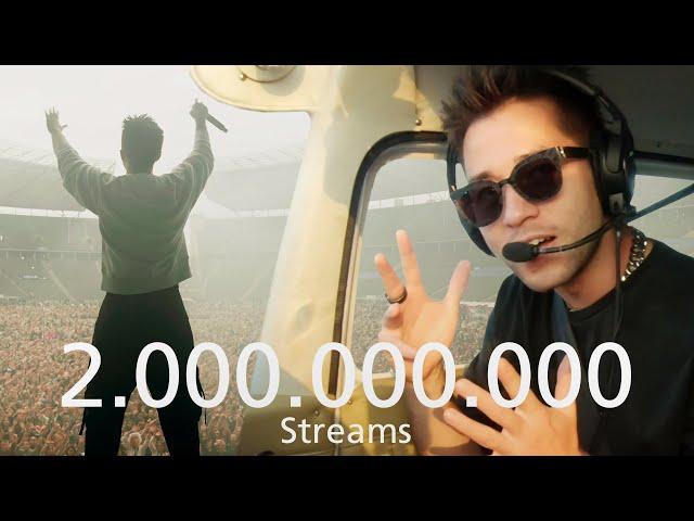 #abgehoben mit VIZE | Wie ist es über 2.000.000.000 Streams zu erreichen?  | Interview im Flugzeug