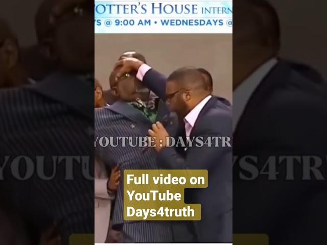 Apostle Gino Jennings - Tyler Perry laying hands on T.D JAKES(Abomination and False prophet)