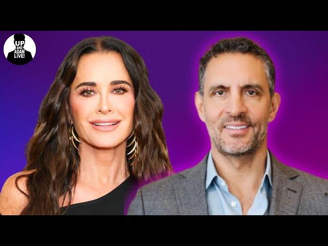 Kyle Richards and Mauricio Umansky's AWKWARD Run In On Camera!