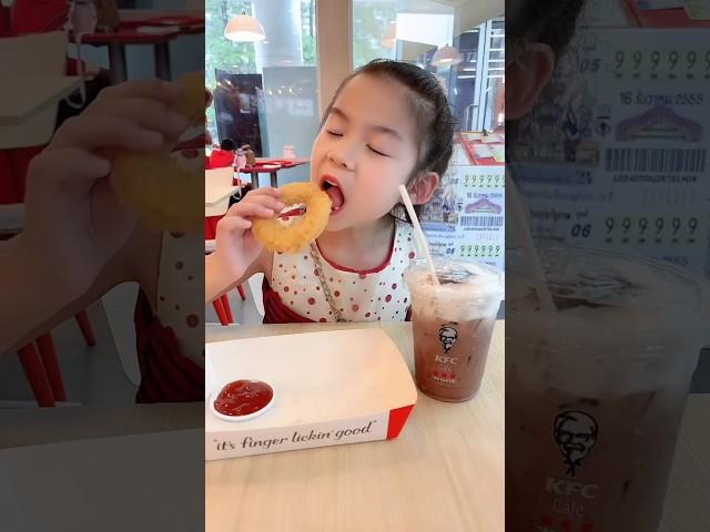 อิ่ม(น้ำ)ใจ️ EP.1 #พีคตอนจบ #KFC #KFCCafebyarigato #KFCThailand #ชุดคู่หูดูโอ้ #แม่ตา #พี่แชมป์
