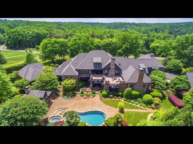 Luxury mansion from the inside in North Carolina for $ 3,250,000. House tour.