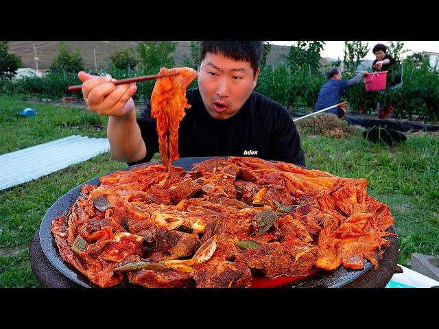 아버지께서 먹방을 중단하십니다. 나홀로 묵은지 소갈비찜 먹방! (Braised aged kimchi with Beef ribs) 요리&먹방! - Mukbang eating show