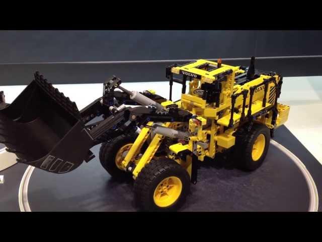 www.hobbymedia.it - LEGO Technic Volvo Buldozer 42030   Movimento Terra