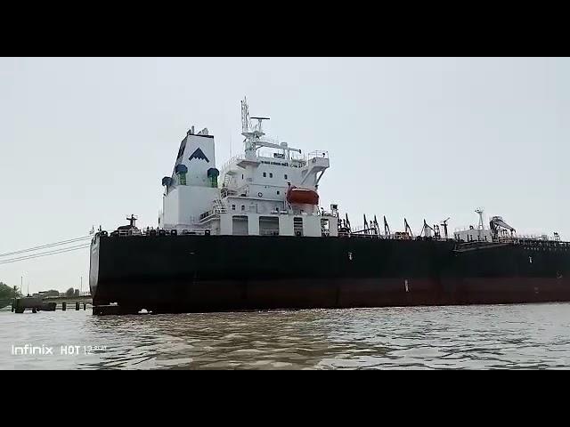 Keamari port | Keamari port terminal #sea #ship #storm #stormthreat #shorts @editwalivibes92