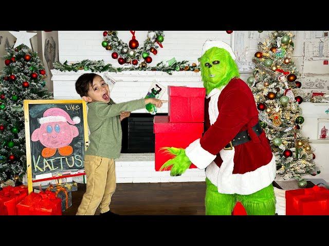 Grinch Steals Christmas Presents | Kaitus has to stop The Grinch