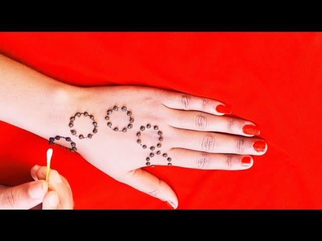 Simple arabic mehndi designs/ new  dotted mehndi design #shorts #roshniartcreation #youtubeshorts