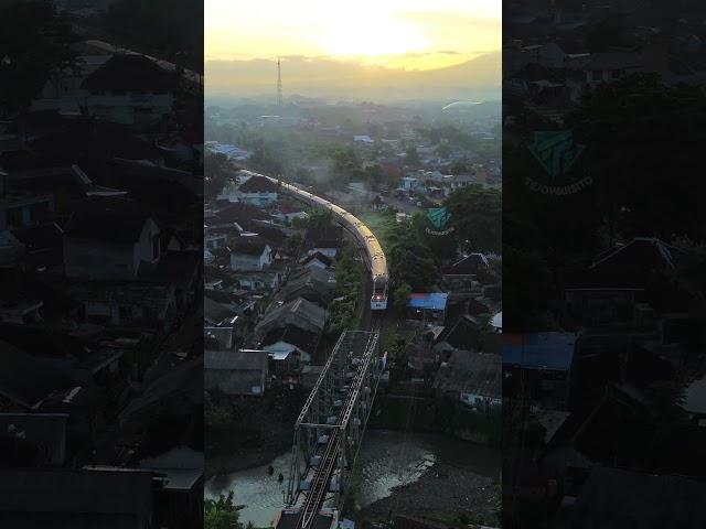 KA Ranggajati Relasi Jember-Cirebon #keretaapi #keretaapiindonesia #railfan #railfansindonesia