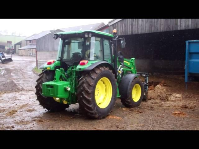 Farmers Guardian: John Deere 5R tractor with 583 loader