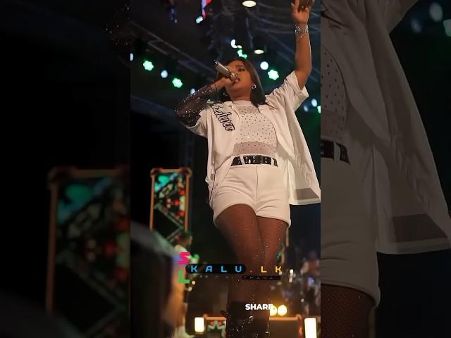 එයා...... #public #love