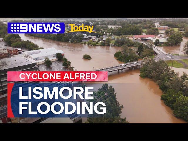 Drone footage shows flooding in Lismore | 9 News Australia