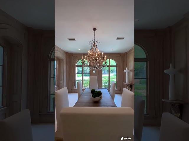 Luxury Living in Dallas: Explore Prestigious Neighborhoods