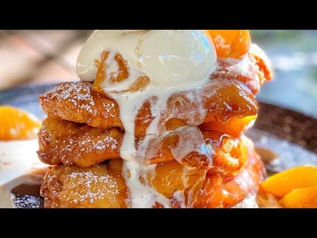 HOW TO MAKE DEEP FRIED PEACH COBBLER!! | QUICK DESSERT!