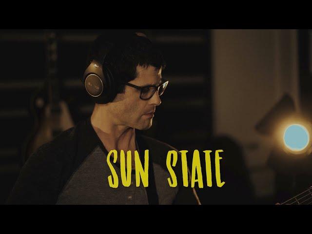 The Well Known Strangers - Sun State (Official Music Video)