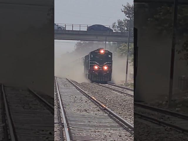 Thunderstorm Speed of Green Line Pakistan Railways New Train