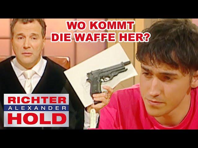 Diebstahl & unerlaubter Waffenbesitz! Juri (15) hat keine Verteidigung!  |1/2|Richter Alexander Hold