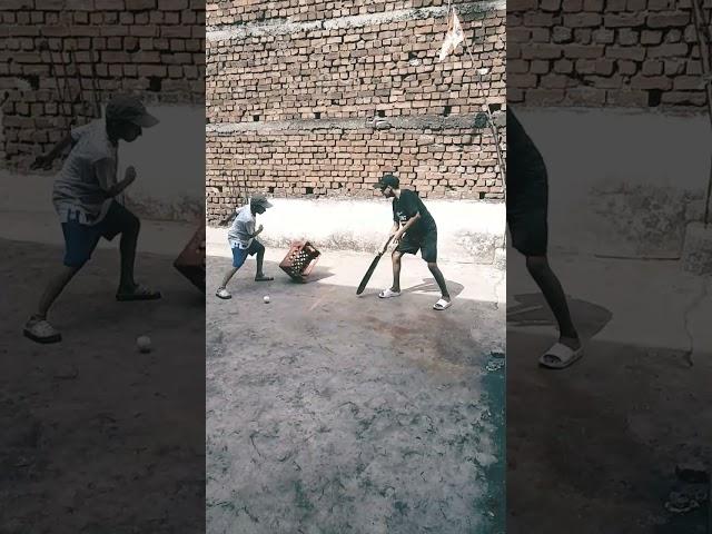 When your FRIEND stumps you out!#shorts #stumped #cricket #cricketlover |