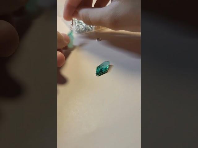 ️ Серьги "Зелёные камни" –110₽ Сборка
