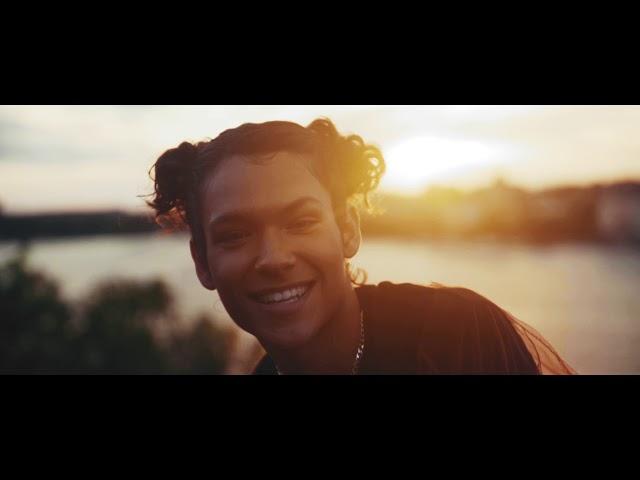 Omar Rudberg - på min telephone toda la noche (Official Video)