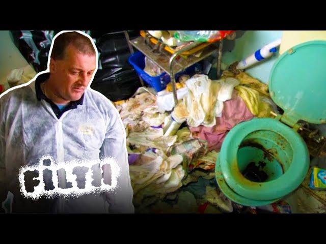 Bathroom Covered in Used Sanitary Products... | Grimefighters | Filth