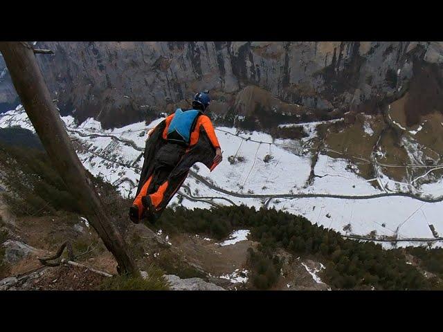 Wingsuit BASE jump, High La Mousse, Switzerland