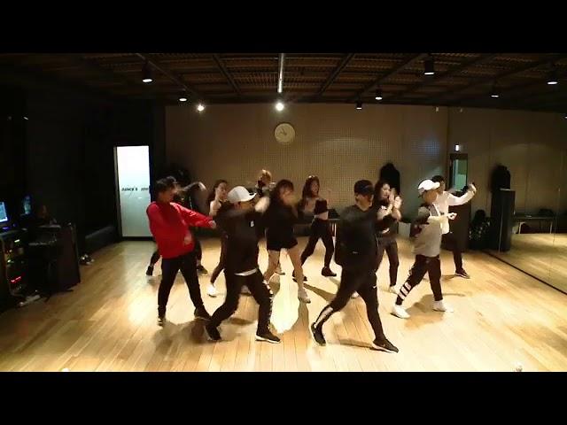 Yg dancers