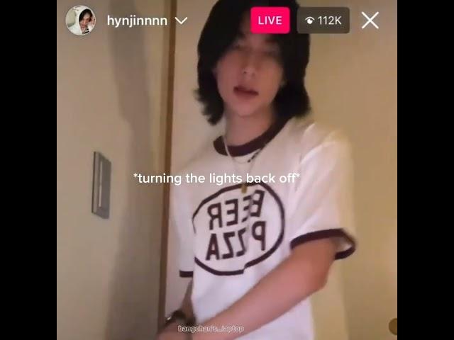 hyunjin accidentally turned the lights on #hyunjin #straykids #fyp