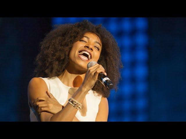 Esperanza Spalding, Robert Glasper, Terri Lyne Carrington: "Afro Blue" | Jazz Day Istanbul