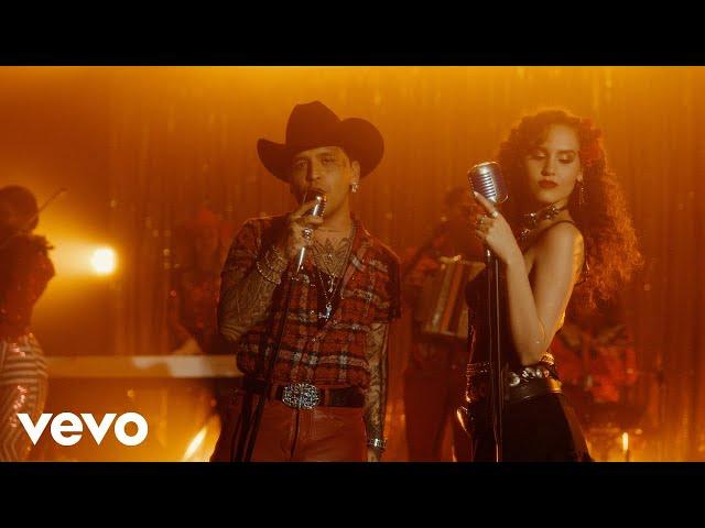 Christian Nodal, Estevie - Un Besito Más (Video Oficial)