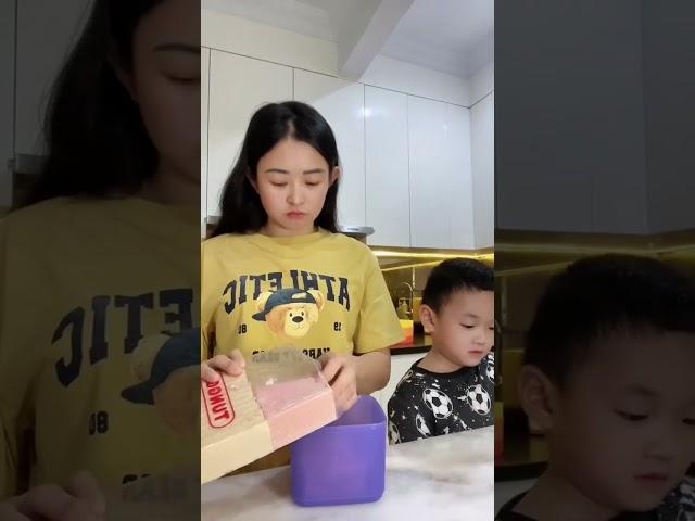 cc rebutan sama dd #mommy #mommylife #mommyvlogger #reel #shortvideo #mom3kids