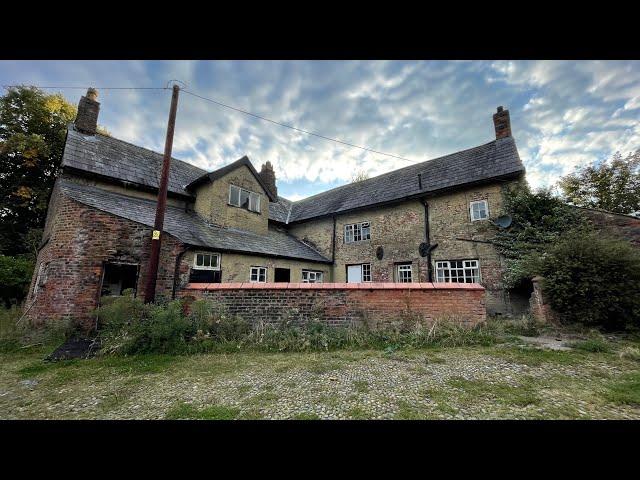 WE WERE NOT ALONE IN THIS HAUNTED ABANDONED HOUSE!