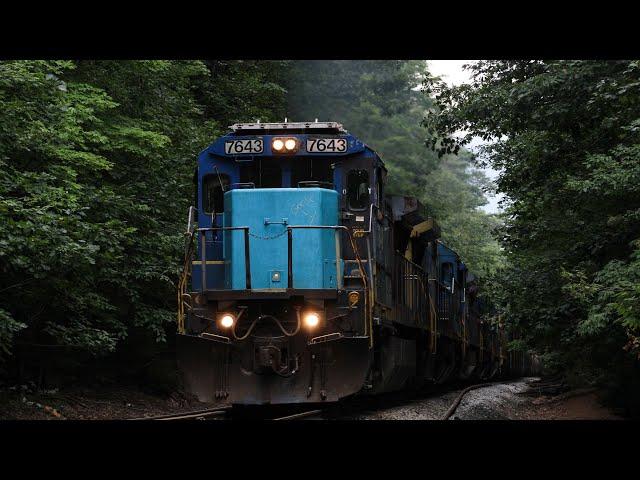 CSX L070 in Readfield, Maine with Pan Am power! 8/26/23