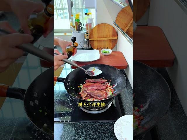 手抓扇子骨 饭店一百多一份的手抓扇子骨，端午节可以给家人安排起来了，大人小孩都爱吃#美食教程 #家常菜 #下饭菜 #湘菜 #手抓扇子骨