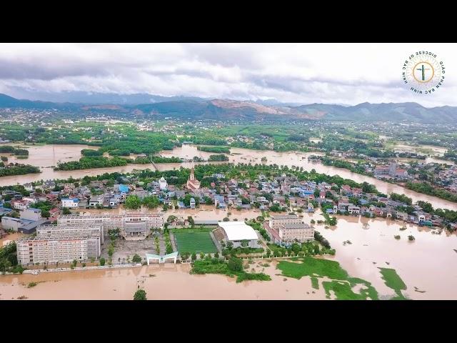 Khung cảnh chìm trong biển nước tại nhiều xứ họ thuộc thành phố Thái Nguyên