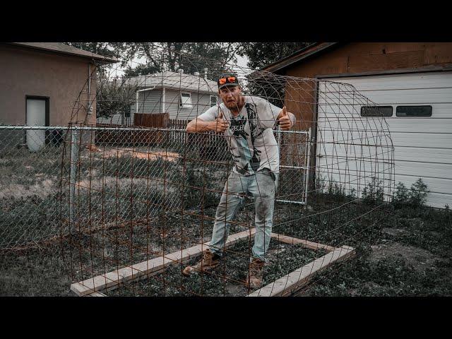 | DIY Hunting Round Bale Blind Build | Part 1|