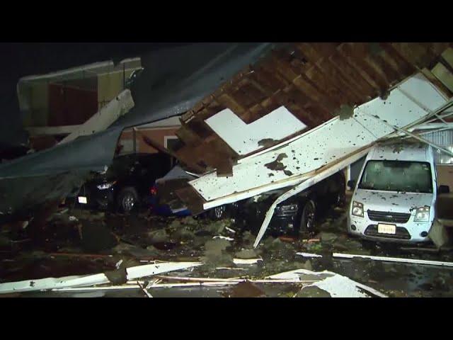 Severe storm in Arlington, Texas causes damage to property