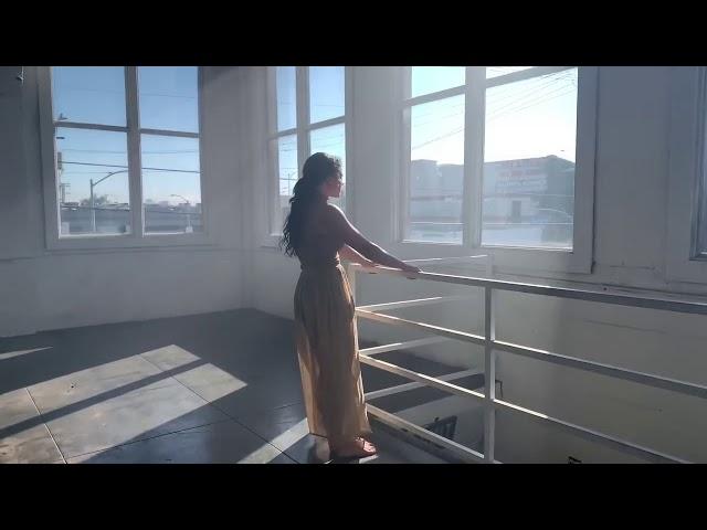Jade Chynoweth | Wanna Know | Sabrina Claudio