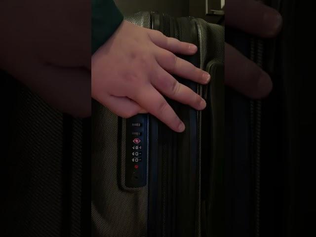 How to set and reset a combination on your Ricardo suitcase￼